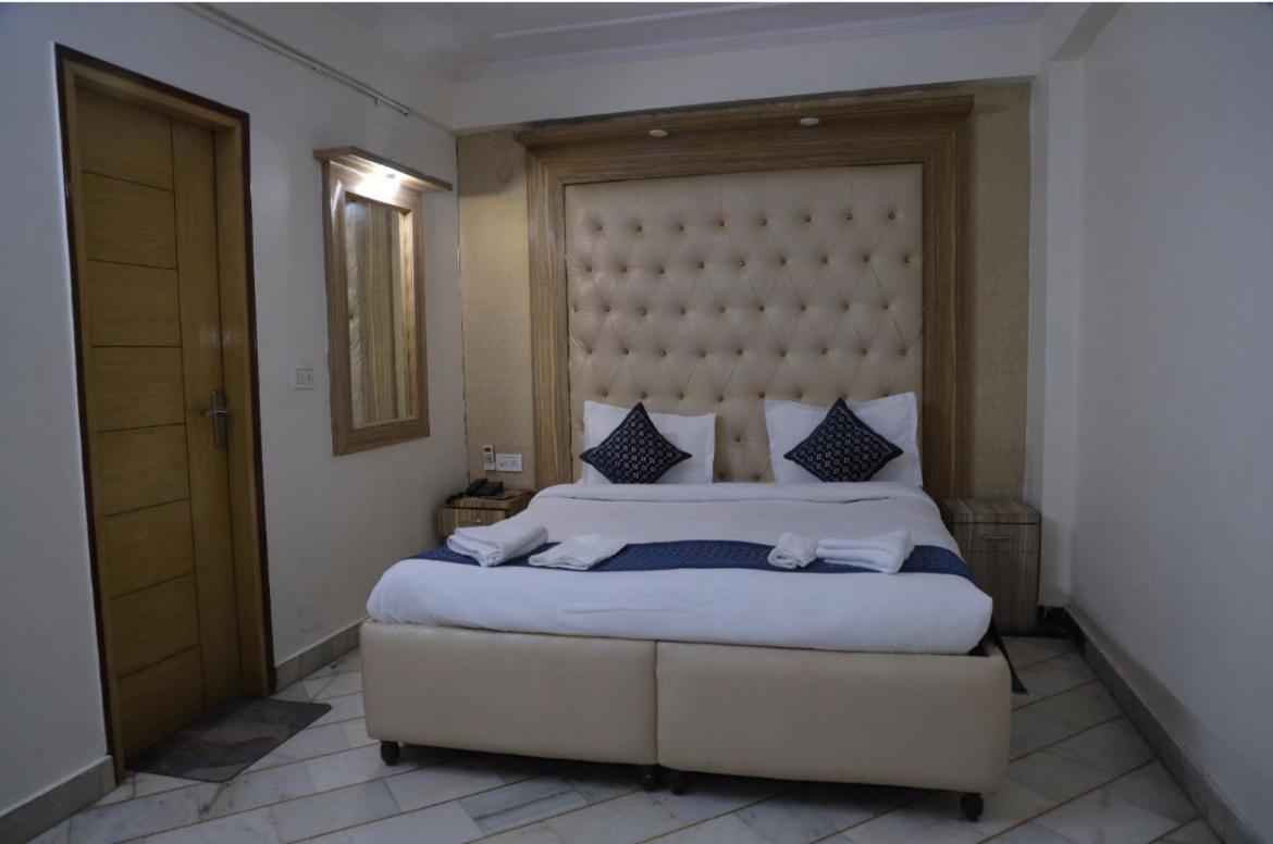 Hotel Star Palace - Near Karol Bagh Metro Delhi  Eksteriør bilde