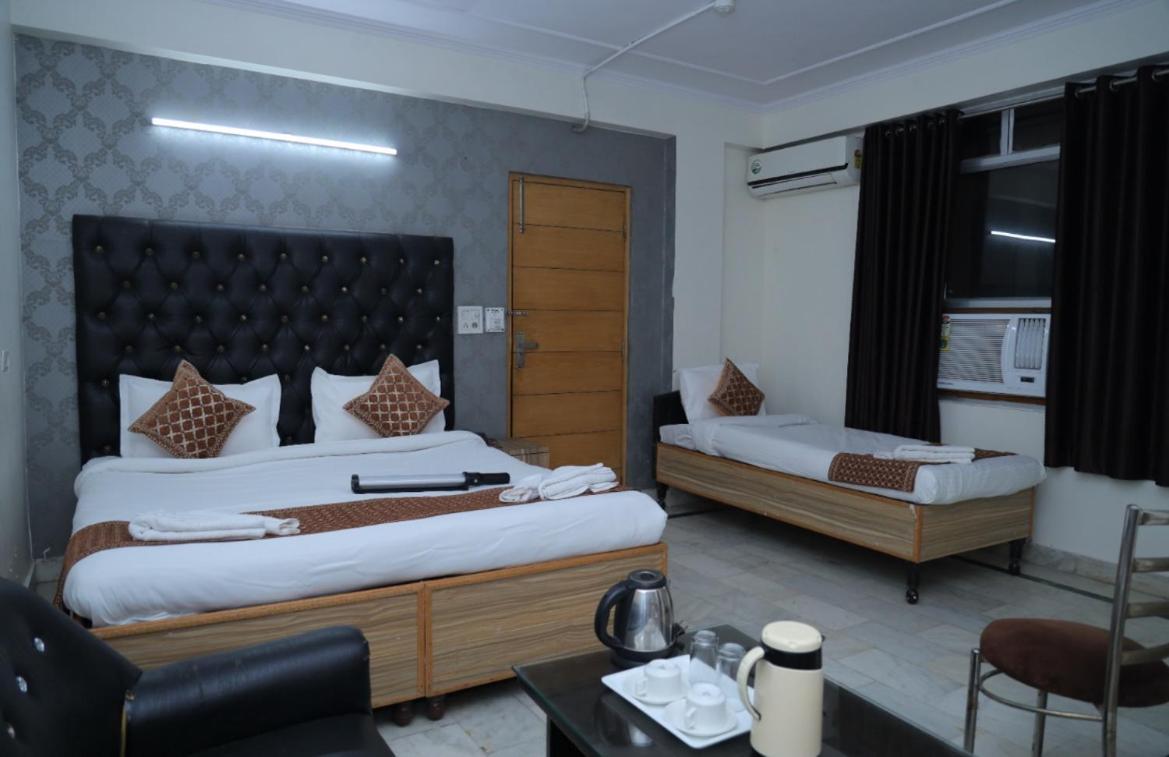 Hotel Star Palace - Near Karol Bagh Metro Delhi  Eksteriør bilde